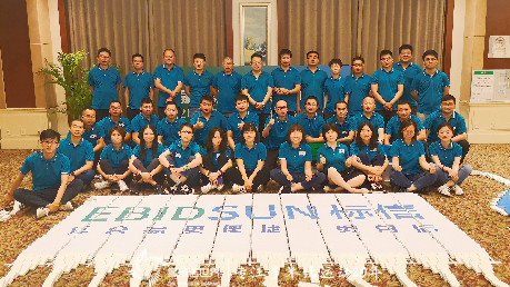 “凝心聚力，贏戰根據地”標信多米諾團隊大挑戰